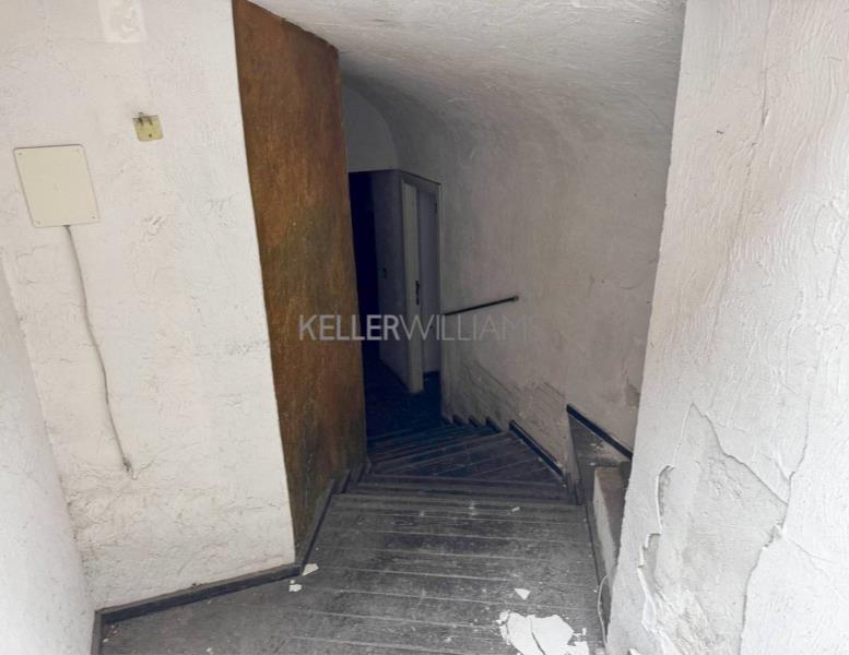 appartamento in vendita a Roma in zona Rione Monti/Campitelli