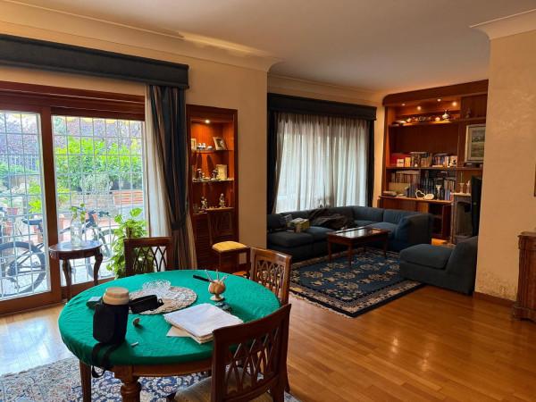 appartamento in vendita a Roma in zona Gianicolense