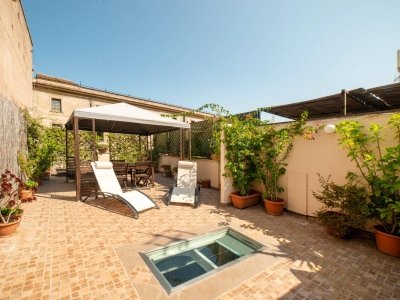 appartamento in vendita a Roma in zona Rione Monti/Campitelli