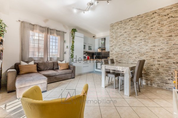 appartamento in vendita a Roma in zona Dragona/Bagnoletto