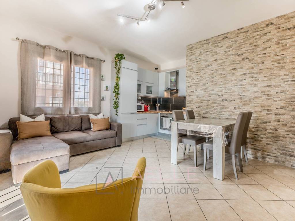 appartamento in vendita a Roma in zona Dragona/Bagnoletto