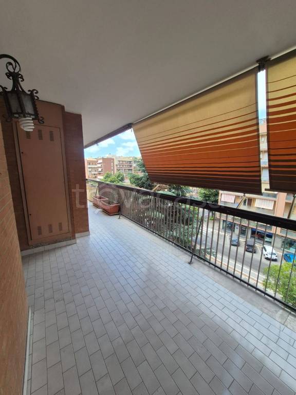 appartamento in vendita a Roma in zona Torrino