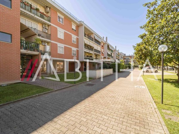 appartamento in vendita a Roma in zona San Basilio