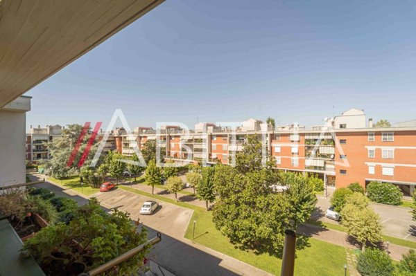 appartamento in vendita a Roma in zona San Basilio