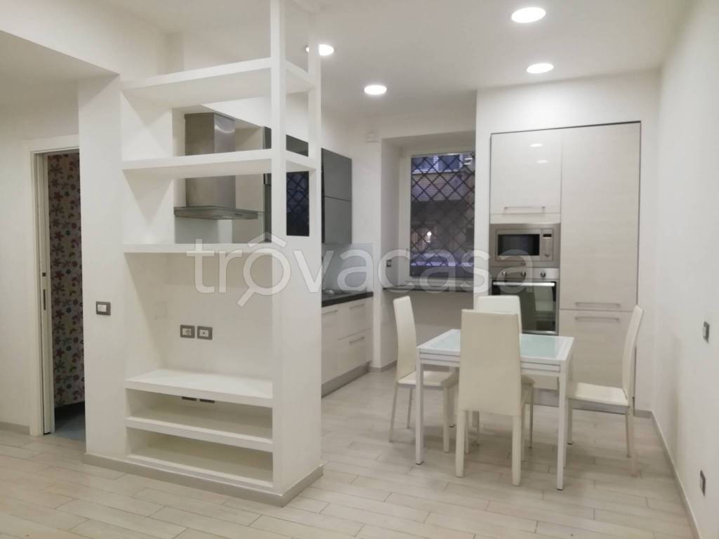 appartamento in vendita a Roma in zona Appio Latino