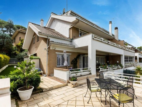 casa indipendente in vendita a Roma in zona Trionfale