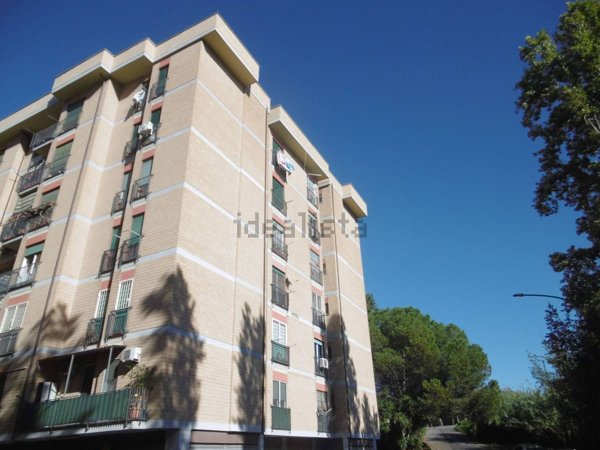 appartamento in vendita a Roma in zona Portuense