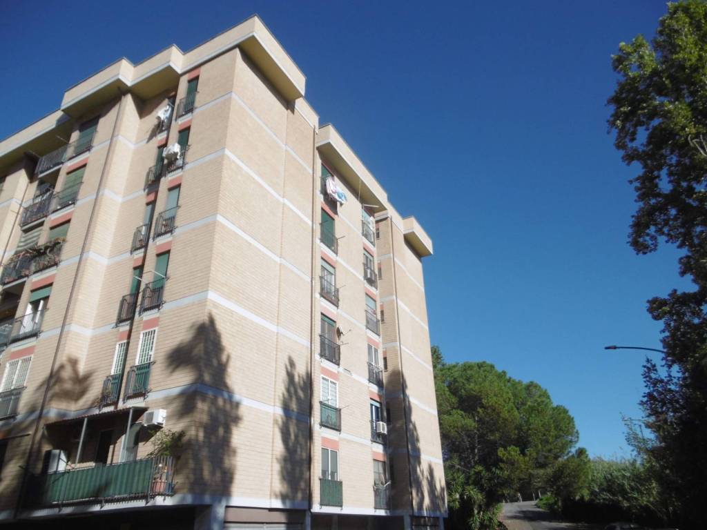 appartamento in vendita a Roma in zona Portuense