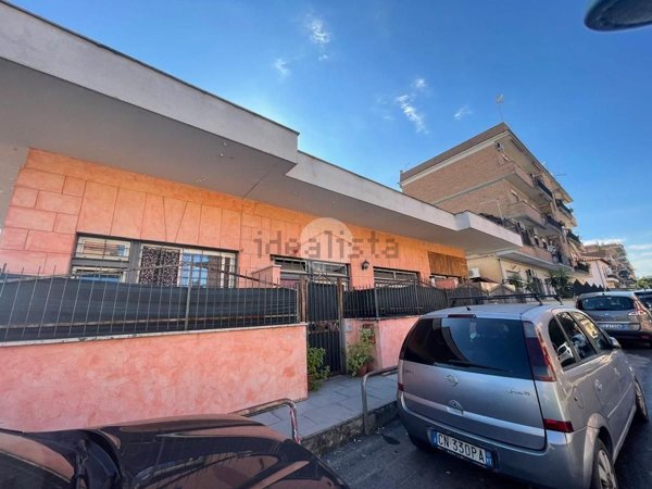 appartamento in vendita a Roma in zona Tor Vergata/Torrenova