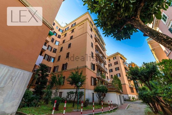 appartamento in vendita a Roma in zona Nomentano