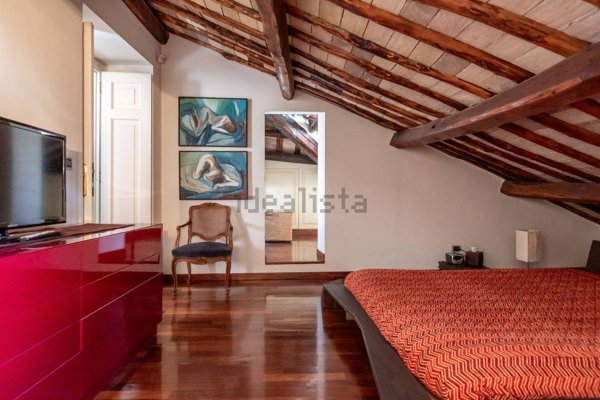 appartamento in vendita a Roma in zona Rione di Ponte