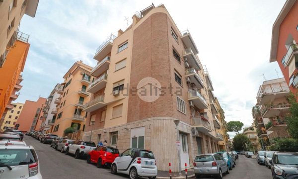 appartamento in vendita a Roma in zona Gianicolense