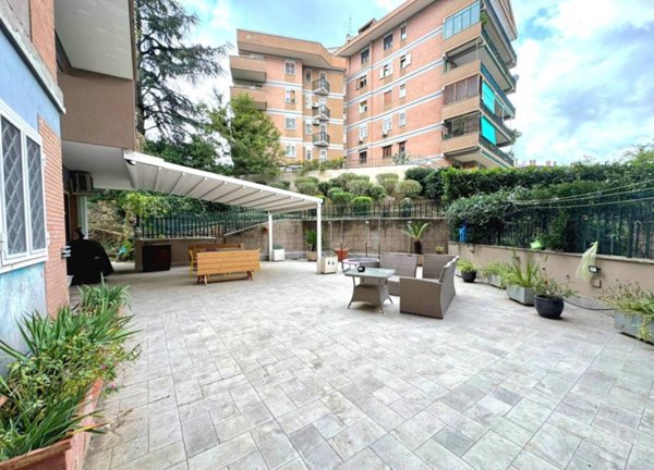 appartamento in vendita a Roma