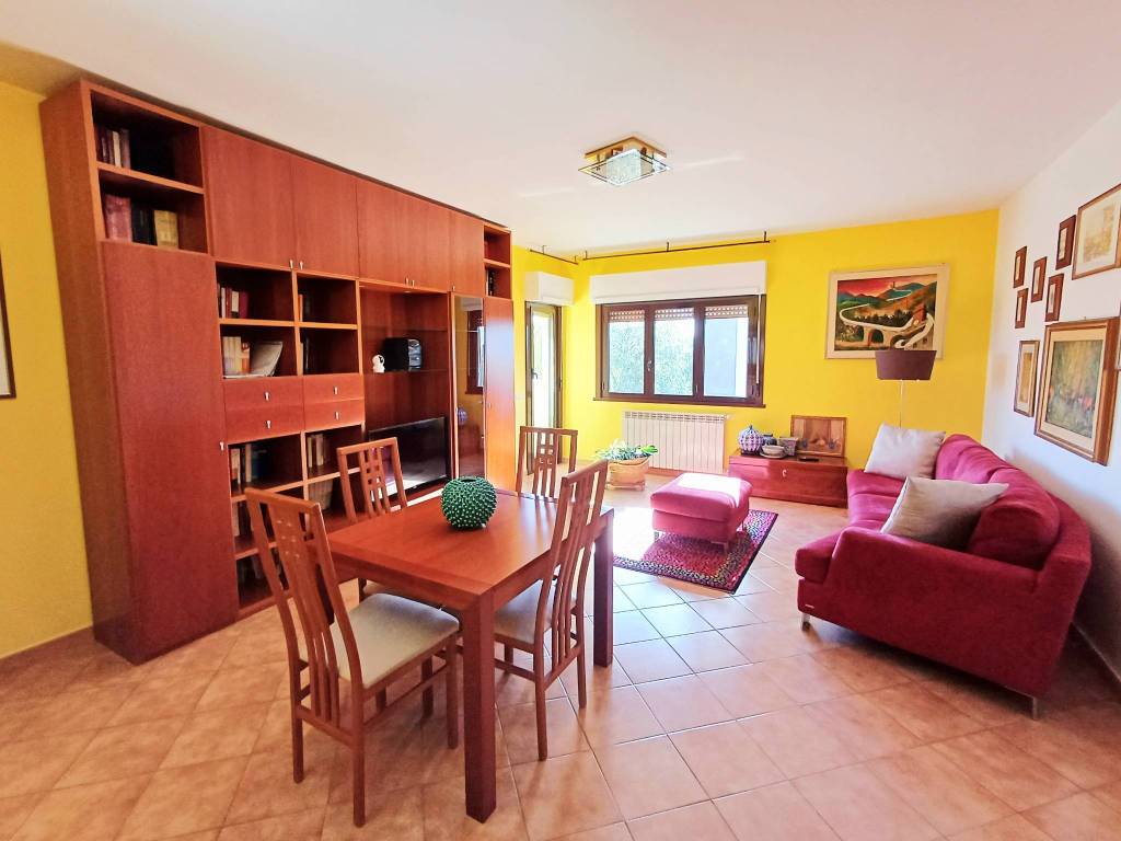 appartamento in vendita a Roma in zona Monte Sacro/Talenti