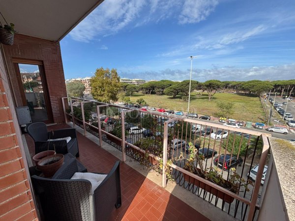 appartamento in vendita a Roma in zona Ostia