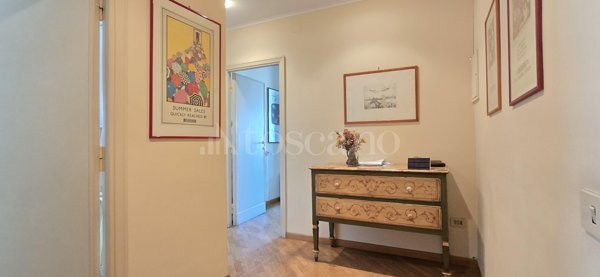 appartamento in vendita a Roma in zona Ardeatino