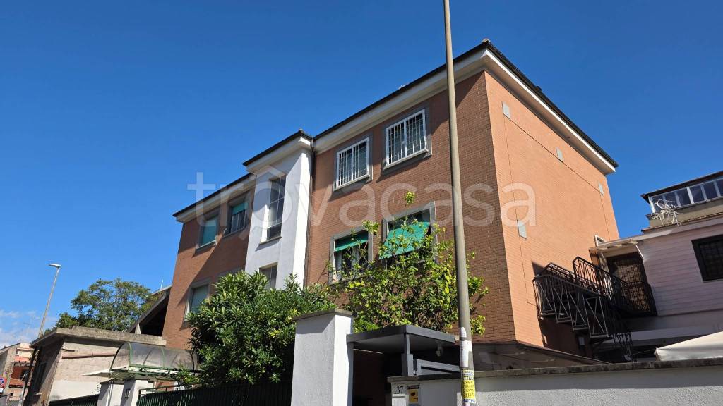 appartamento in vendita a Roma in zona Gianicolense