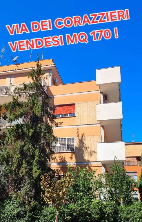 appartamento in vendita a Roma in zona Giuliano Dalmata