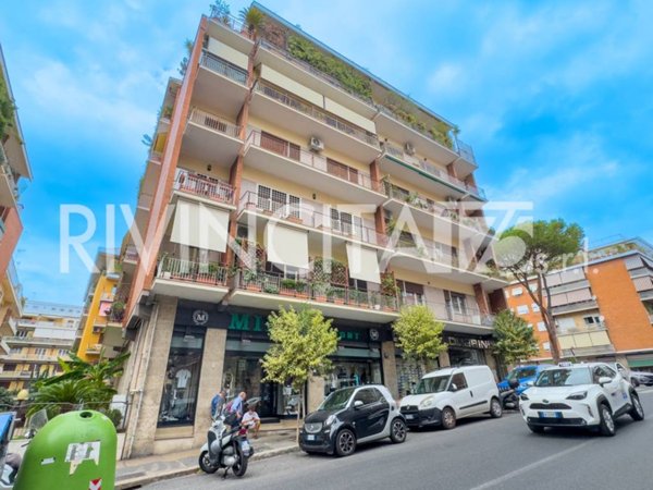 appartamento in vendita a Roma in zona Aurelio