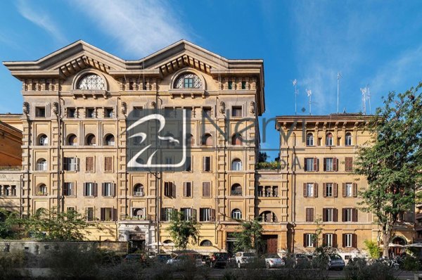 appartamento in vendita a Roma in zona Della Vittoria