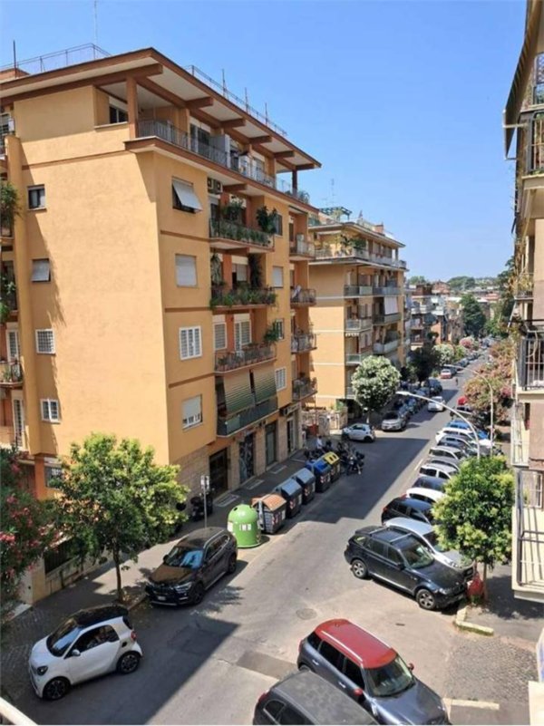 appartamento in vendita a Roma in zona Gianicolense