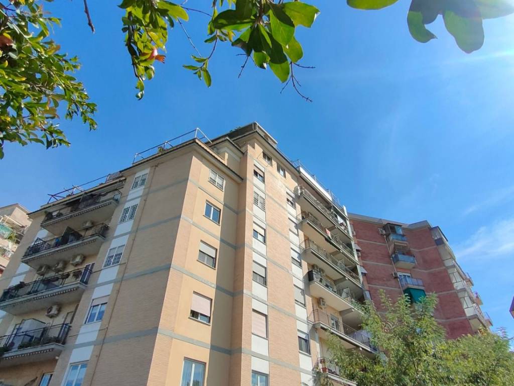 appartamento in vendita a Roma in zona Collatino