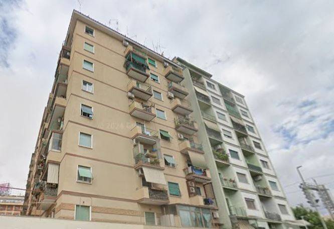 appartamento in vendita a Roma in zona Portuense