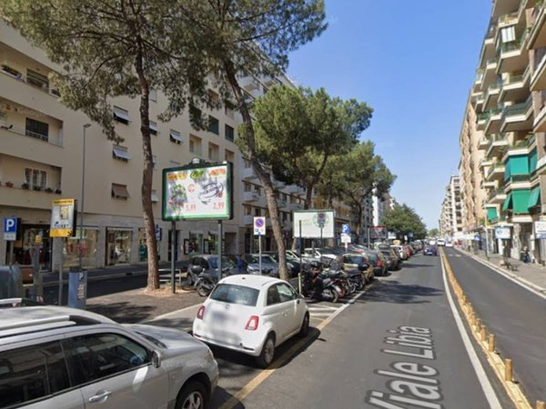 negozio in vendita a Roma in zona Salario