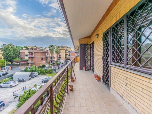 appartamento in vendita a Roma in zona Tor Vergata/Torrenova