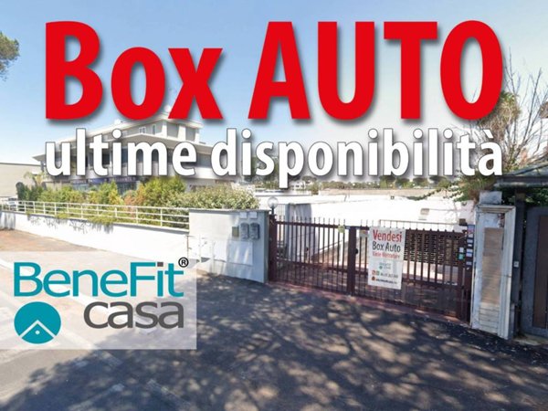 locale di sgombero in vendita a Roma in zona Infernetto