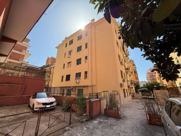 appartamento in vendita a Roma in zona Prenestino-Centocelle
