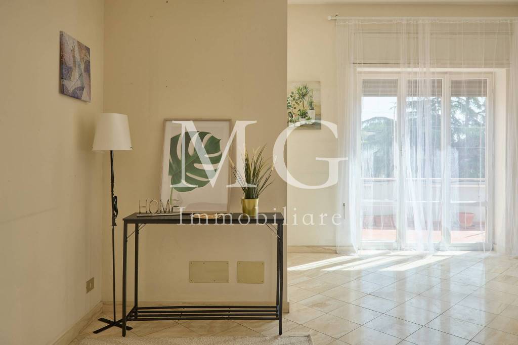 appartamento in vendita a Roma in zona Tor di Quinto