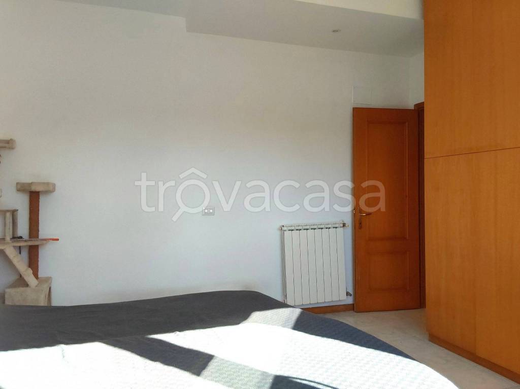 appartamento in vendita a Roma in zona Tomba di Nerone