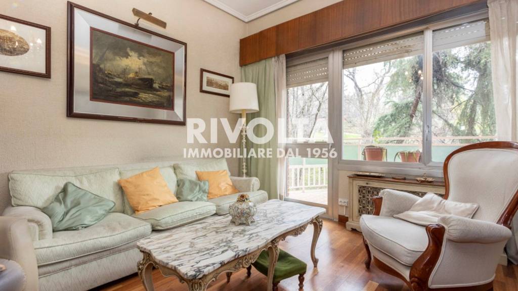 appartamento in vendita a Roma in zona Gianicolense