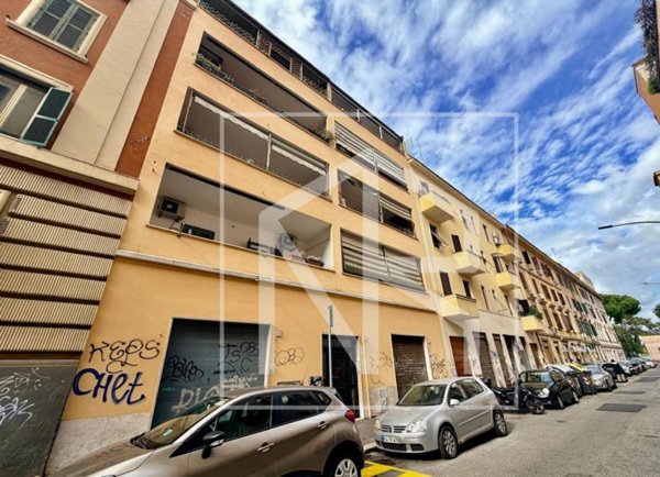 appartamento in vendita a Roma in zona Prenestino-Labicano