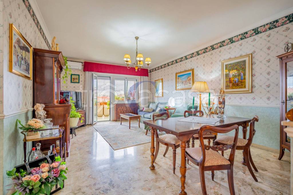 appartamento in vendita a Roma in zona Portuense