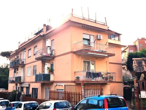 appartamento in vendita a Roma in zona Grottarossa