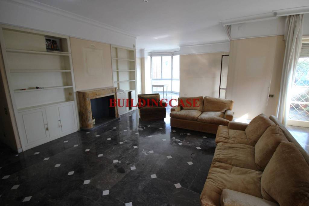 appartamento in vendita a Roma in zona Ostiense