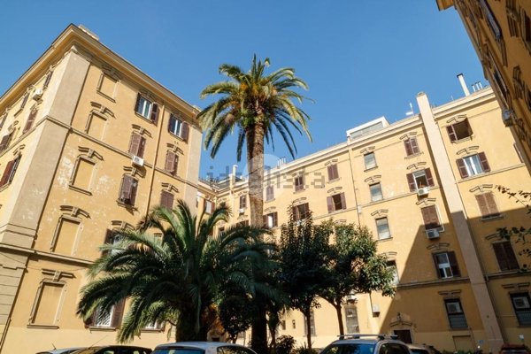 appartamento in vendita a Roma in zona Esquilino