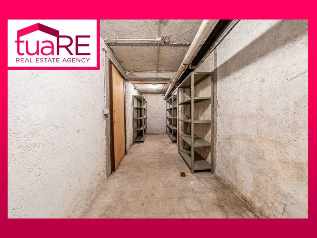 locale commerciale in vendita a Roma in zona Monte Sacro/Talenti