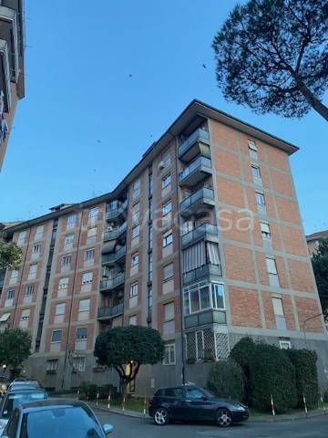 appartamento in vendita a Roma in zona Torre Spaccata