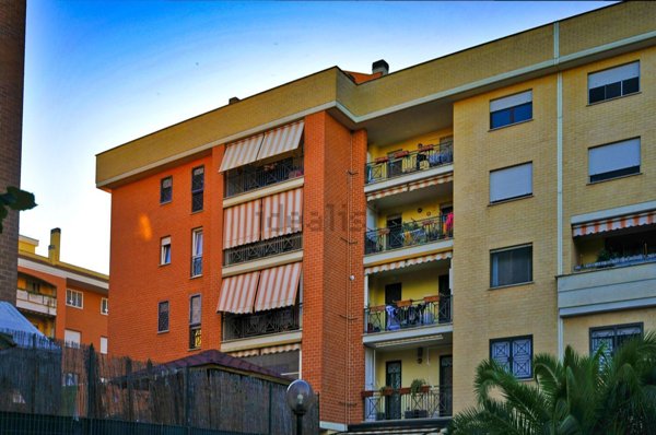 appartamento in vendita a Roma in zona Romanina