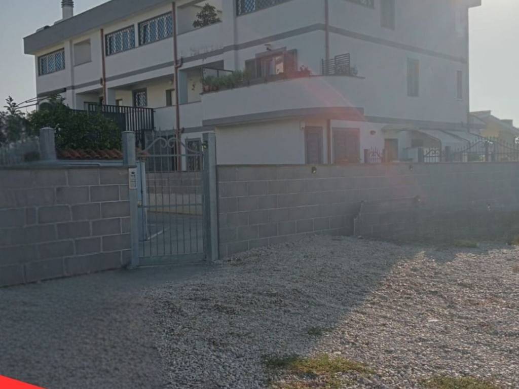 appartamento in vendita a Roma in zona Massimina/Casal Lumbroso