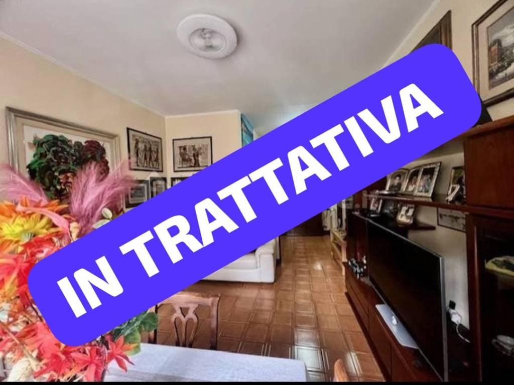 appartamento in vendita a Roma in zona Colle del Sole