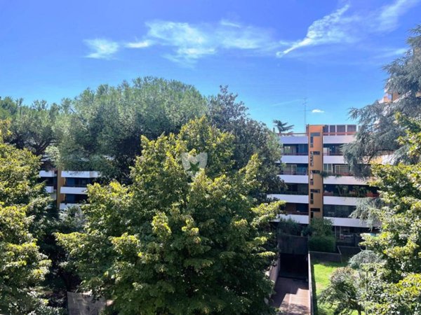 appartamento in vendita a Roma in zona Giuliano Dalmata