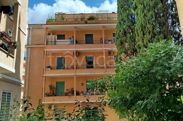 appartamento in vendita a Roma in zona Gianicolense