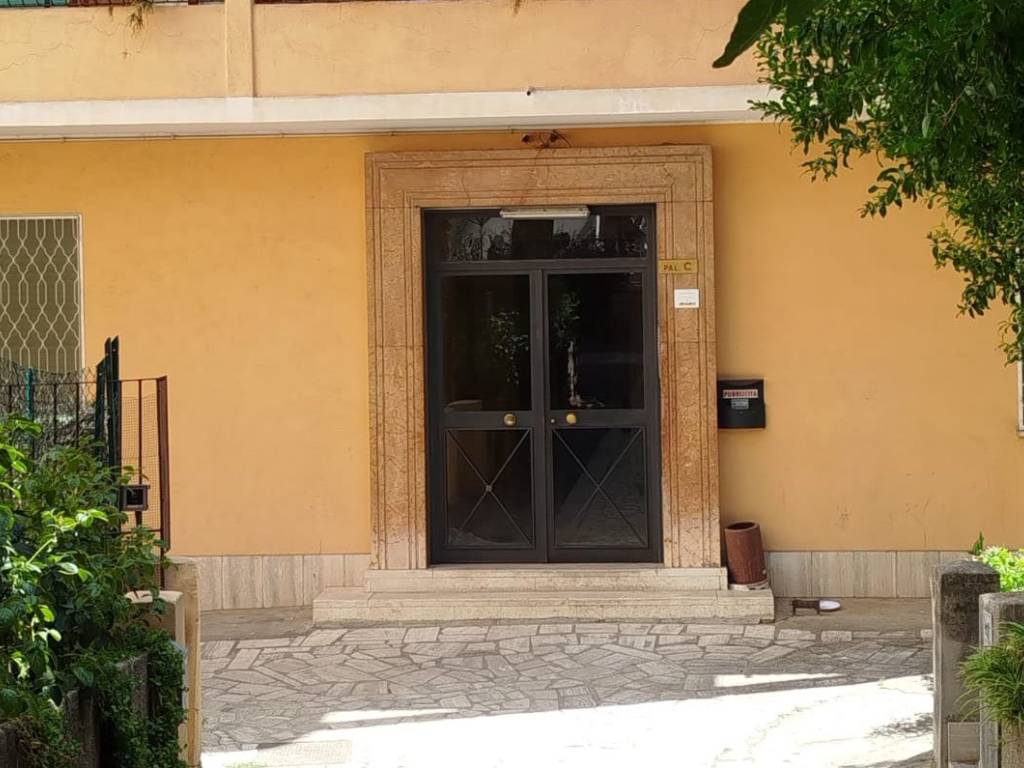 appartamento in vendita a Roma in zona Gianicolense