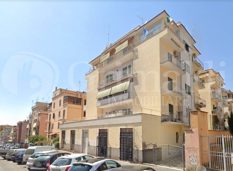 appartamento in vendita a Roma in zona Prenestino-Centocelle