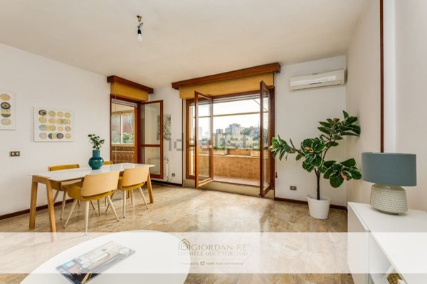 appartamento in vendita a Roma in zona EUR