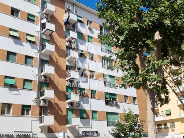 appartamento in vendita a Roma in zona Cinecittà
